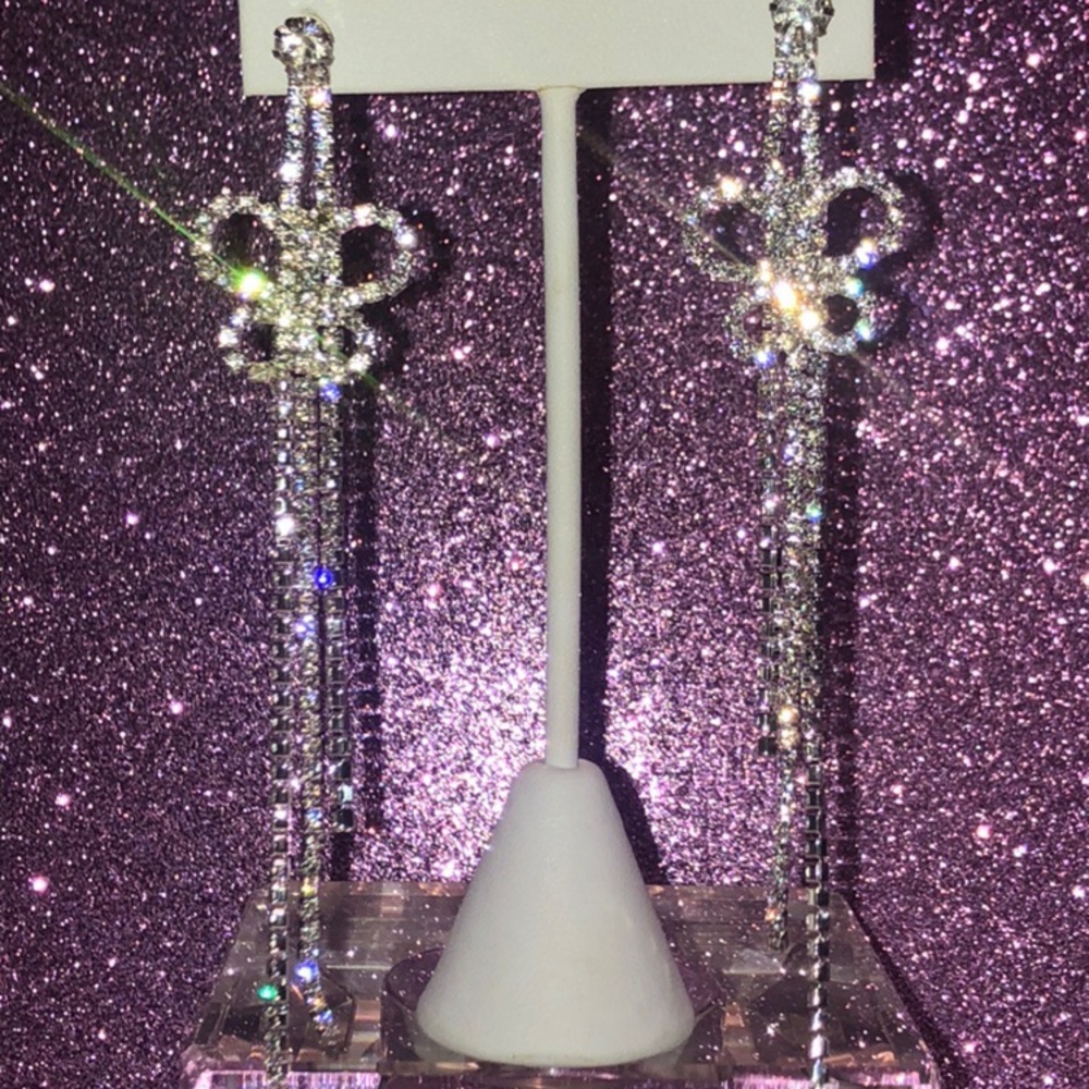 Rhinestone Butterfly Dangling Earrings 💖🌺⛓